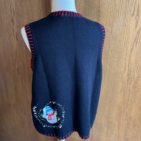 EUC Ladies Festive Holiday Vest - Picture 10 of 13